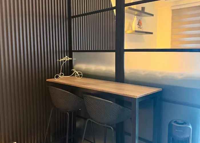Fermina's Place Luxury Skyline By Red Residences Makati * 马尼拉